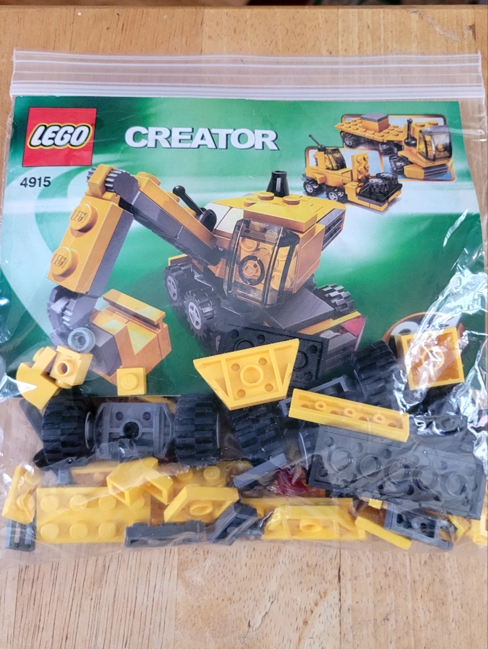 LEGO Creator Set # 4915 Yellow and Black Construction Excavator Set